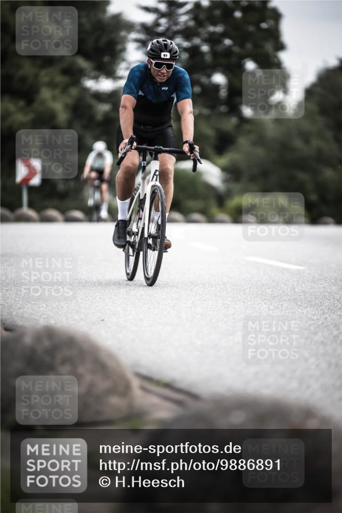 21.06.2026 - 29. Vierlanden-Triathlon H.Heesch http://msf.ph/oto/9886891 21.06.2026 10:42:49 Radfahren 91, 217, 235, 266, 338 meine-sportfotos.de