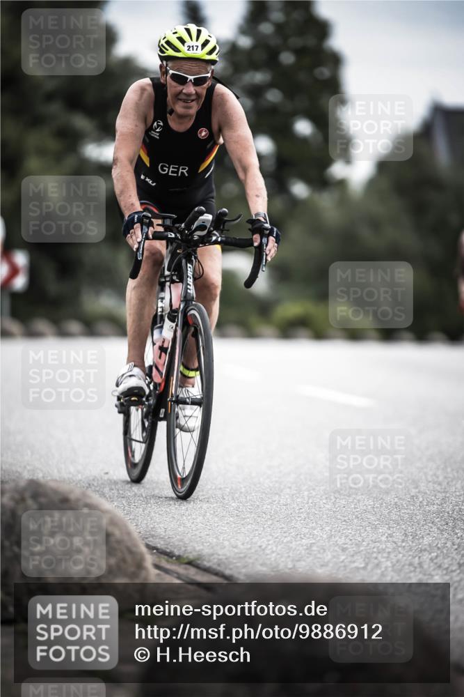 21.06.2026 - 29. Vierlanden-Triathlon H.Heesch http://msf.ph/oto/9886912 21.06.2026 10:42:51 Radfahren 91, 217, 266, 338 meine-sportfotos.de