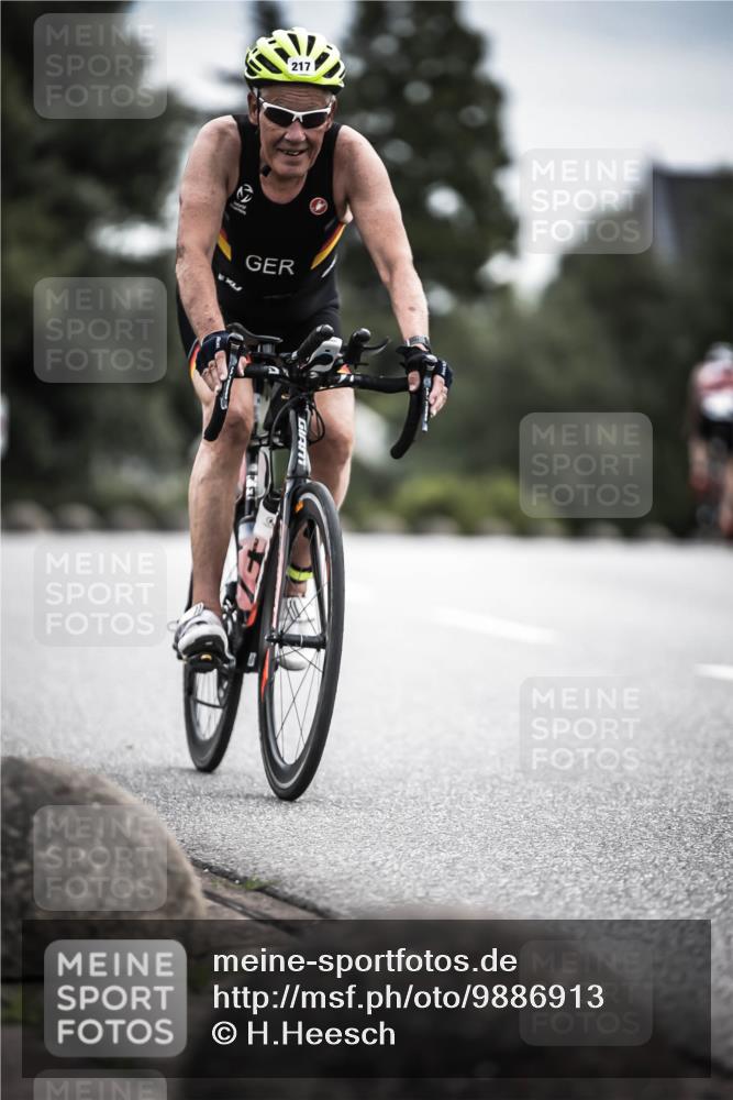21.06.2026 - 29. Vierlanden-Triathlon H.Heesch http://msf.ph/oto/9886913 21.06.2026 10:42:51 Radfahren 91, 217, 266, 338 meine-sportfotos.de