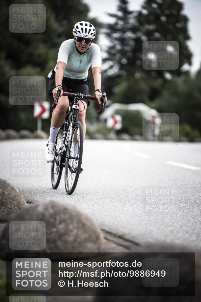 21.06.2026 - 29. Vierlanden-Triathlon H.Heesch http://msf.ph/oto/9886949 21.06.2026 10:42:54 Radfahren 217, 266, 338 meine-sportfotos.de