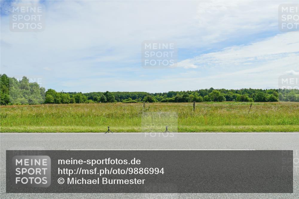 21.06.2026 - Viking Triathlon Michael Burmester http://msf.ph/oto/9886994 21.06.2026 11:54:21 Radfahren 81, 209, 243, 264, 309, 347, 392, 417, 530, 579, 662, 662 meine-sportfotos.de