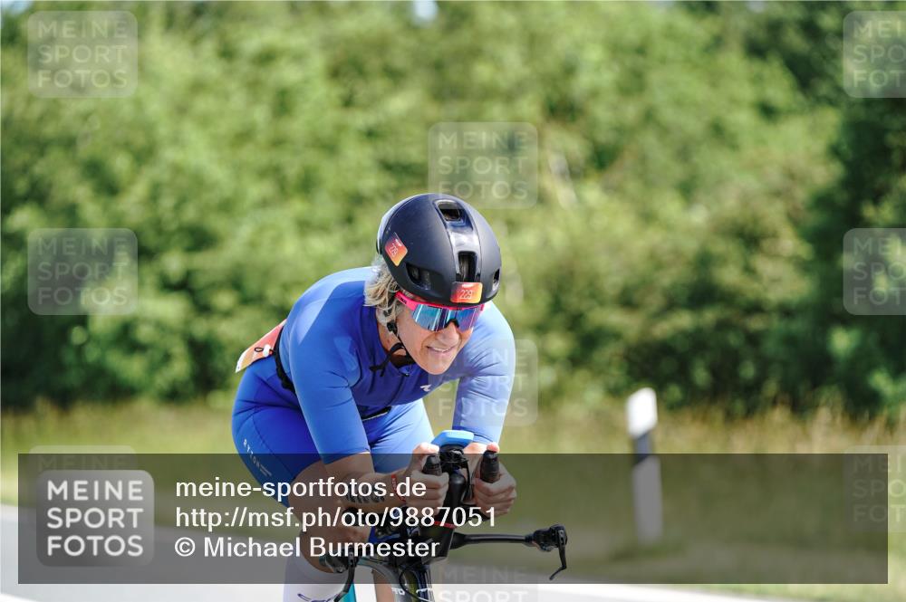21.06.2026 - Viking Triathlon Michael Burmester http://msf.ph/oto/9887051 21.06.2026 11:30:34 Radfahren 152, 175, 229, 296, 405, 647 meine-sportfotos.de