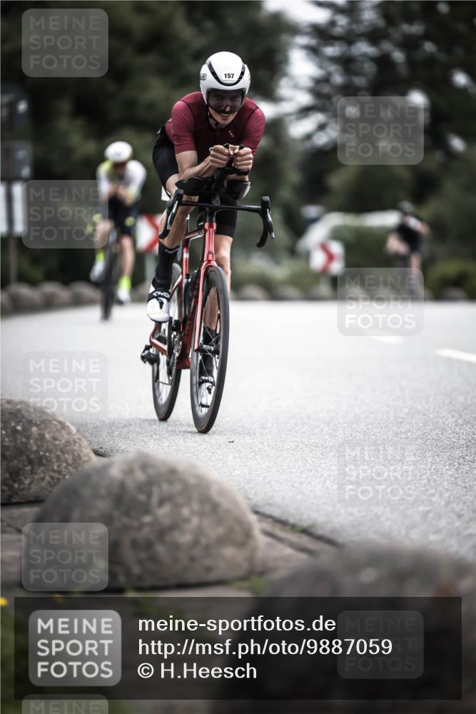 21.06.2026 - 29. Vierlanden-Triathlon H.Heesch http://msf.ph/oto/9887059 21.06.2026 10:43:04 Radfahren 122, 157, 273 meine-sportfotos.de