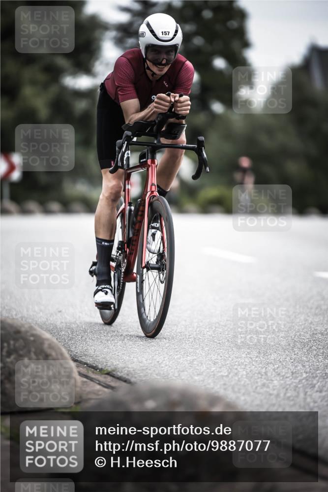21.06.2026 - 29. Vierlanden-Triathlon H.Heesch http://msf.ph/oto/9887077 21.06.2026 10:43:04 Radfahren 122, 157, 273 meine-sportfotos.de