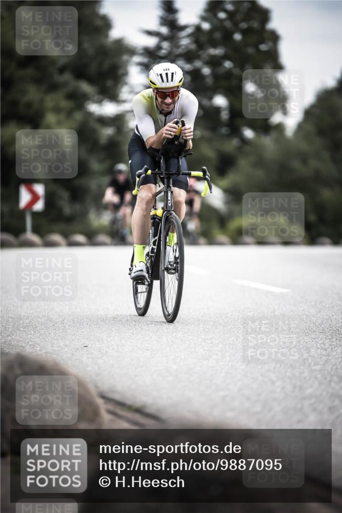21.06.2026 - 29. Vierlanden-Triathlon H.Heesch http://msf.ph/oto/9887095 21.06.2026 10:43:06 Radfahren 19, 122, 157, 273 meine-sportfotos.de