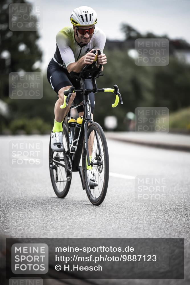 21.06.2026 - 29. Vierlanden-Triathlon H.Heesch http://msf.ph/oto/9887123 21.06.2026 10:43:06 Radfahren 19, 122, 157, 273 meine-sportfotos.de