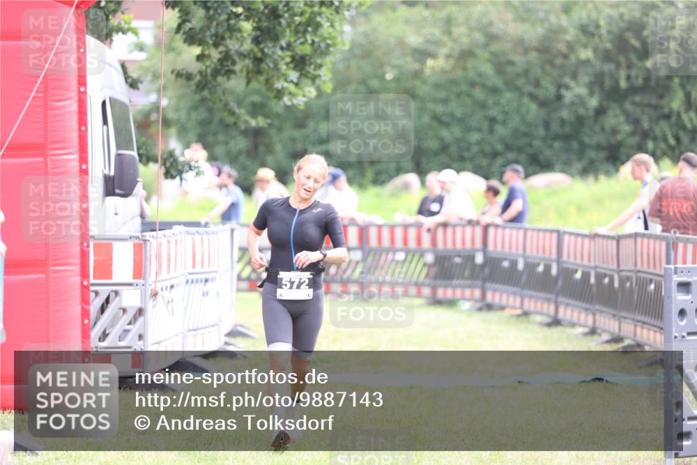21.06.2026 - 29. Vierlanden-Triathlon Andreas Tolksdorf http://msf.ph/oto/9887143 21.06.2026 11:34:41 Ziel 561, 572, 608, 561, 572, 608 meine-sportfotos.de