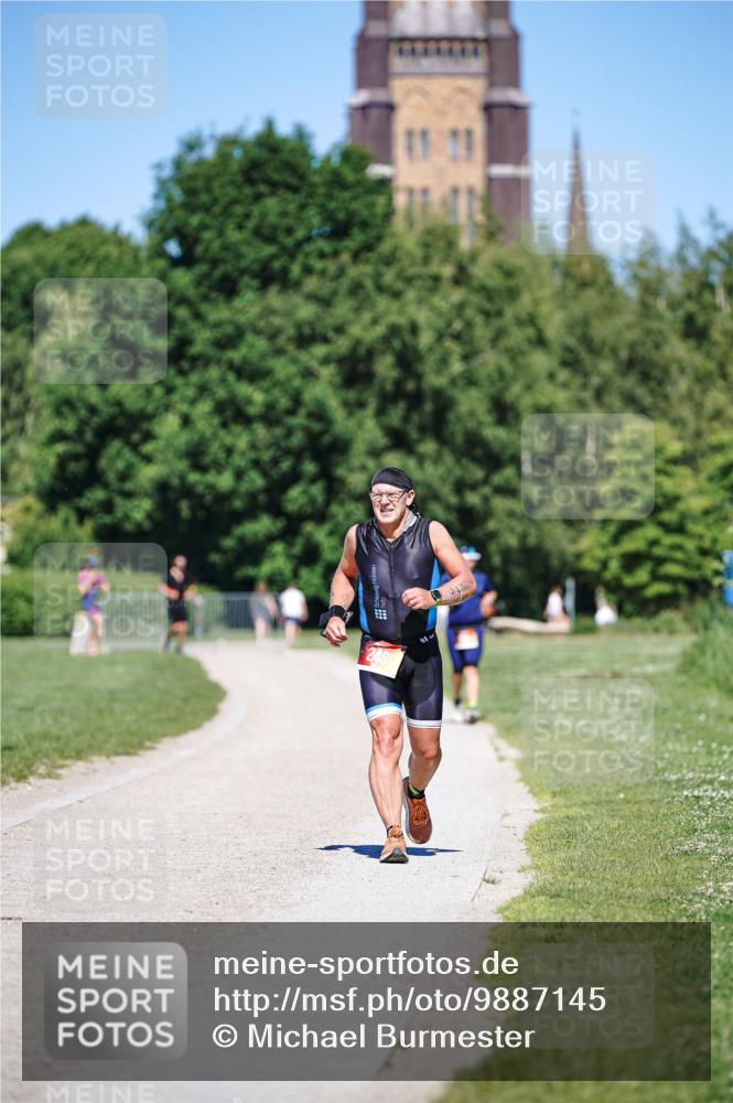 21.06.2026 - Viking Triathlon Michael Burmester http://msf.ph/oto/9887145 21.06.2026 16:24:13 Radfahren  meine-sportfotos.de