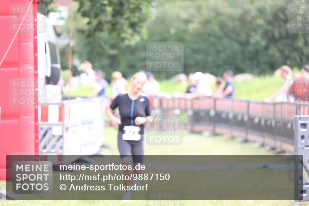 21.06.2026 - 29. Vierlanden-Triathlon Andreas Tolksdorf http://msf.ph/oto/9887150 21.06.2026 11:34:42 Ziel 561, 572, 608, 561, 572, 608 meine-sportfotos.de