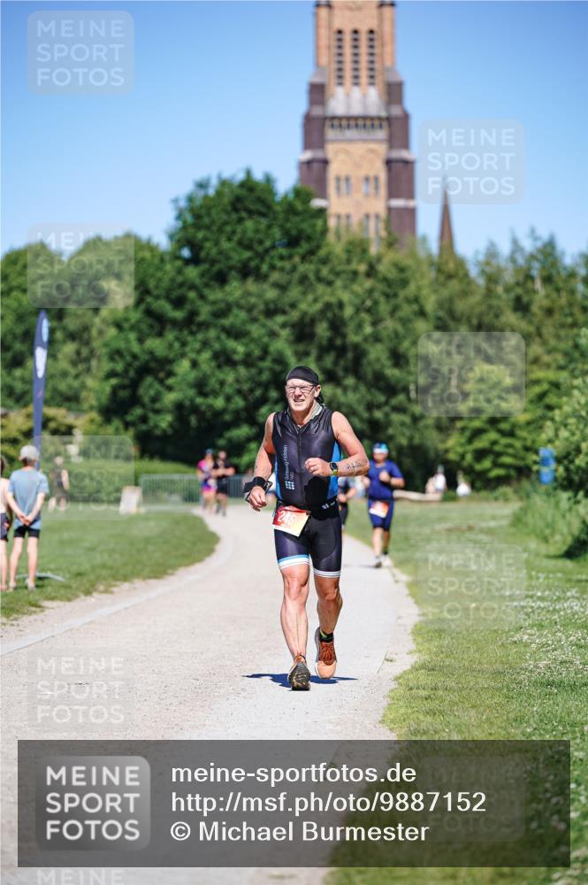 21.06.2026 - Viking Triathlon Michael Burmester http://msf.ph/oto/9887152 21.06.2026 16:24:15 Radfahren  meine-sportfotos.de