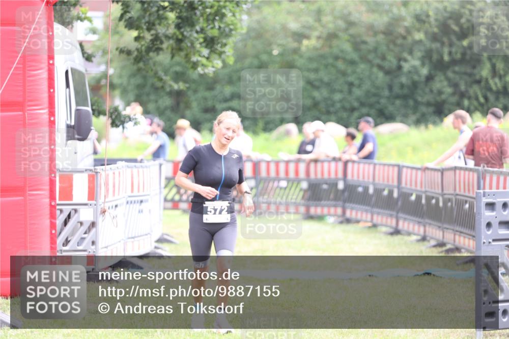 21.06.2026 - 29. Vierlanden-Triathlon Andreas Tolksdorf http://msf.ph/oto/9887155 21.06.2026 11:34:42 Ziel 561, 572, 608, 561, 572, 608 meine-sportfotos.de