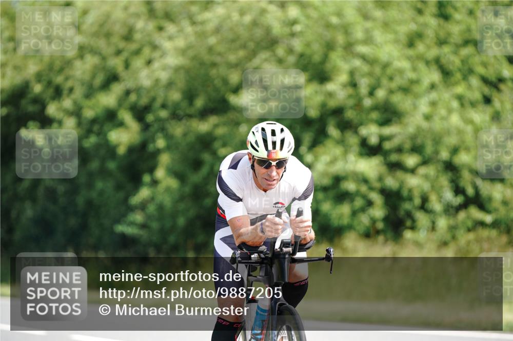 21.06.2026 - Viking Triathlon Michael Burmester http://msf.ph/oto/9887205 21.06.2026 11:31:50 Radfahren 14, 80, 88, 156, 195, 206, 302, 334, 379, 461, 542, 579 meine-sportfotos.de