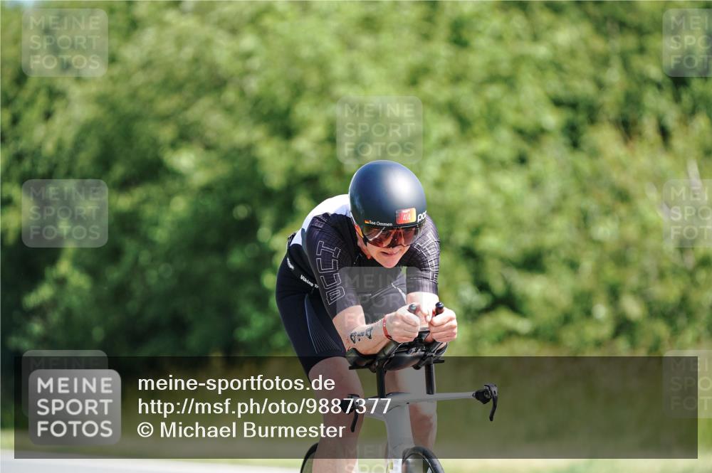 21.06.2026 - Viking Triathlon Michael Burmester http://msf.ph/oto/9887377 21.06.2026 11:33:02 Radfahren 69, 71, 107, 137, 233, 243, 265, 274, 377, 414, 421, 423, 452, 497, 516, 574 meine-sportfotos.de