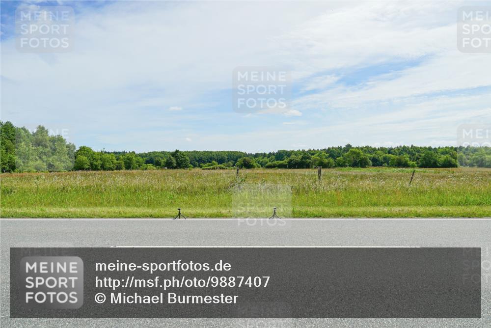 21.06.2026 - Viking Triathlon Michael Burmester http://msf.ph/oto/9887407 21.06.2026 11:58:06 Radfahren 54, 192, 275, 430, 453, 523, 605, 667 meine-sportfotos.de