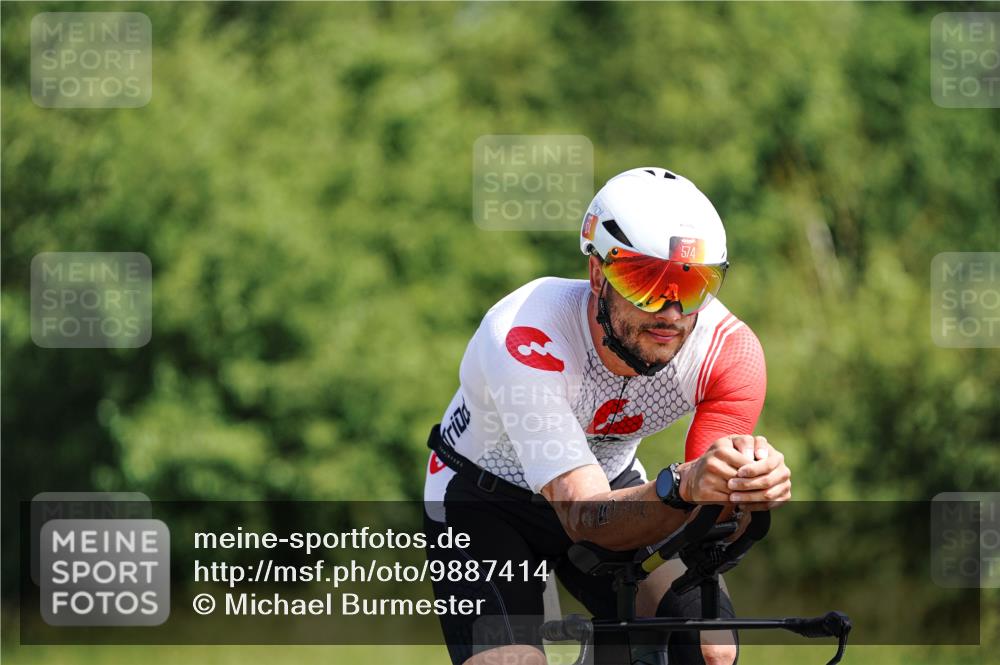 21.06.2026 - Viking Triathlon Michael Burmester http://msf.ph/oto/9887414 21.06.2026 11:33:05 Radfahren 69, 85, 107, 137, 243, 265, 274, 377, 414, 421, 423, 452, 497, 516, 574 meine-sportfotos.de
