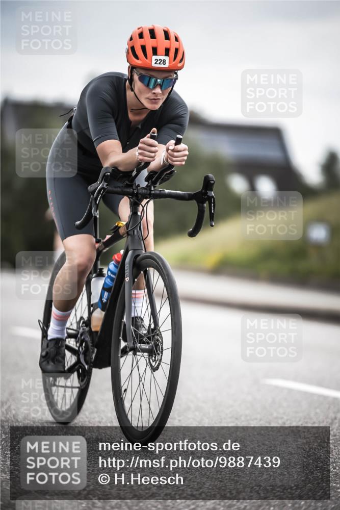 21.06.2026 - 29. Vierlanden-Triathlon H.Heesch http://msf.ph/oto/9887439 21.06.2026 10:44:03 Radfahren 109, 220, 228, 290, 357, 359 meine-sportfotos.de