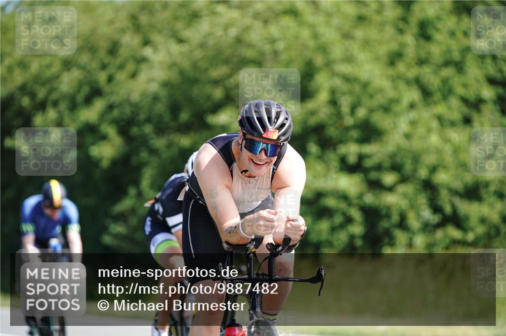 21.06.2026 - Viking Triathlon Michael Burmester http://msf.ph/oto/9887482 21.06.2026 11:33:12 Radfahren 69, 85, 107, 265, 274, 339, 377, 389, 403, 421, 423, 452, 457, 486, 497, 516, 520, 521, 574 meine-sportfotos.de