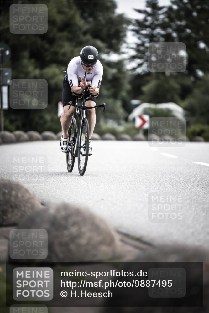 21.06.2026 - 29. Vierlanden-Triathlon H.Heesch http://msf.ph/oto/9887495 21.06.2026 10:44:08 Radfahren 50, 109, 135, 220, 245, 357, 359 meine-sportfotos.de