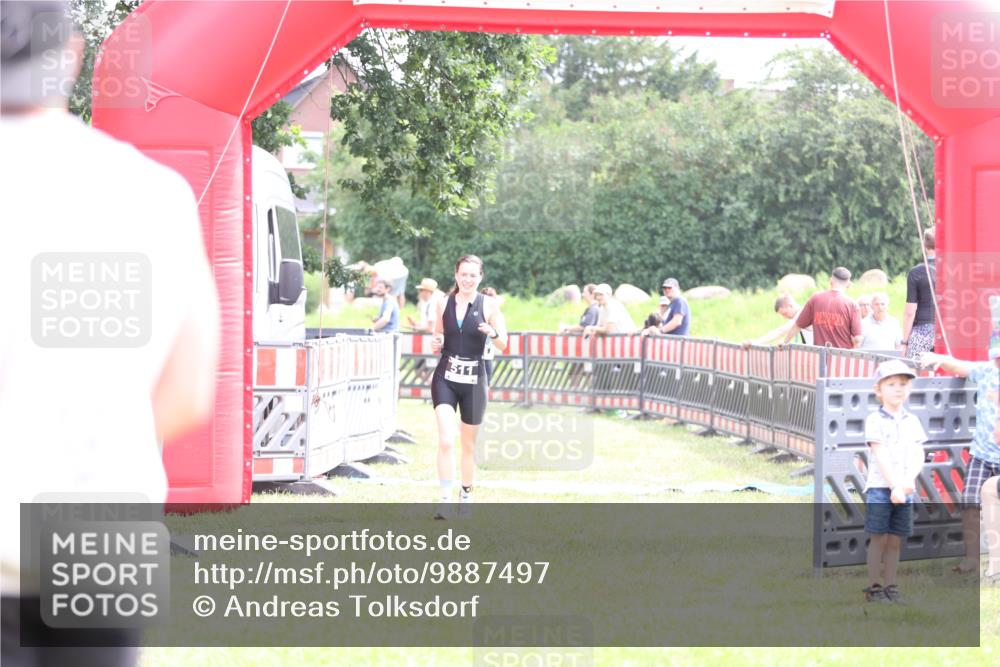 21.06.2026 - 29. Vierlanden-Triathlon Andreas Tolksdorf http://msf.ph/oto/9887497 21.06.2026 11:35:36 Ziel 485, 511, 485, 511 meine-sportfotos.de