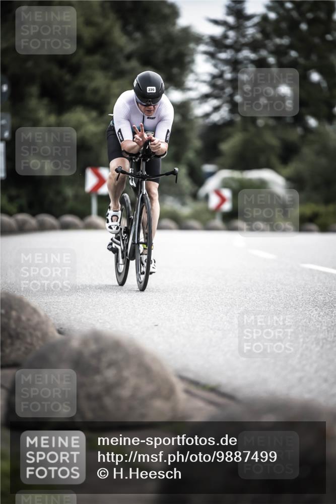 21.06.2026 - 29. Vierlanden-Triathlon H.Heesch http://msf.ph/oto/9887499 21.06.2026 10:44:08 Radfahren 50, 109, 135, 220, 245, 357, 359 meine-sportfotos.de