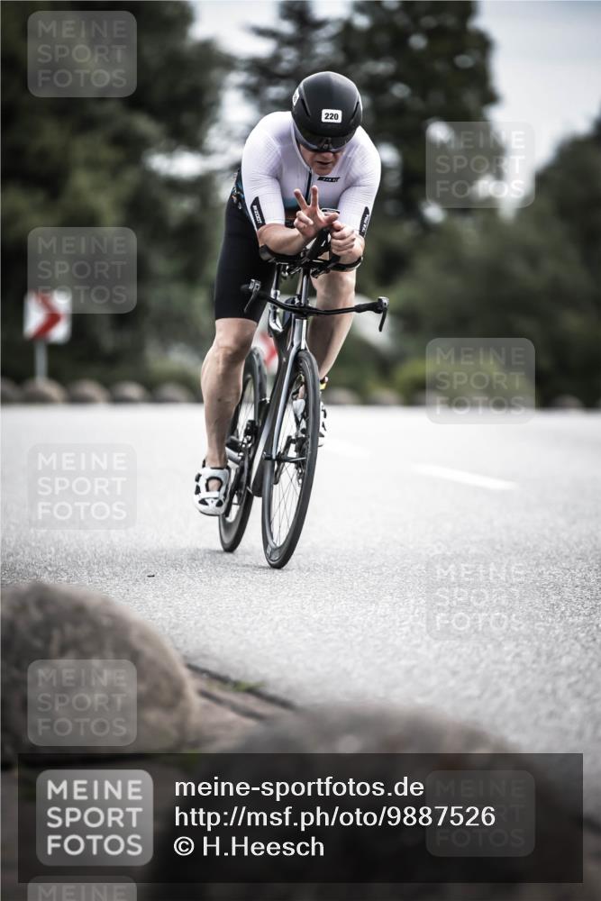 21.06.2026 - 29. Vierlanden-Triathlon H.Heesch http://msf.ph/oto/9887526 21.06.2026 10:44:09 Radfahren 50, 109, 135, 220, 245, 357, 359 meine-sportfotos.de