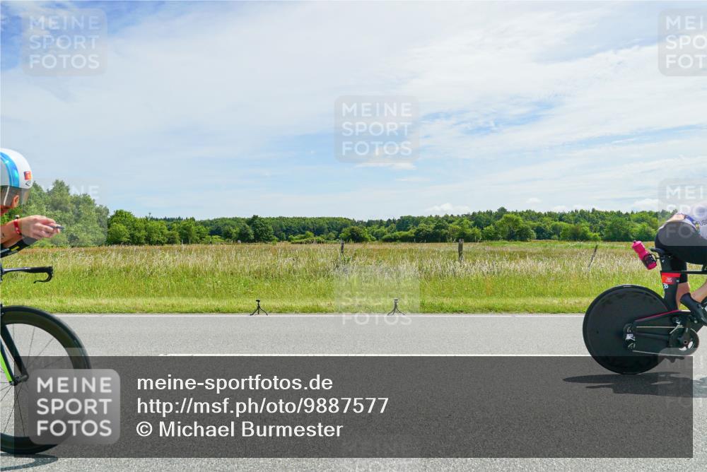 21.06.2026 - Viking Triathlon Michael Burmester http://msf.ph/oto/9887577 21.06.2026 12:00:36 Radfahren 42, 200, 285, 332, 404, 543, 554, 568, 604, 617, 623, 639, 639 meine-sportfotos.de