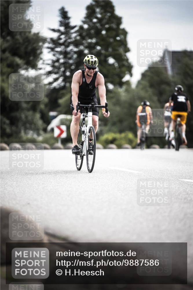 21.06.2026 - 29. Vierlanden-Triathlon H.Heesch http://msf.ph/oto/9887586 21.06.2026 10:44:32 Radfahren 173, 227, 399, 434 meine-sportfotos.de