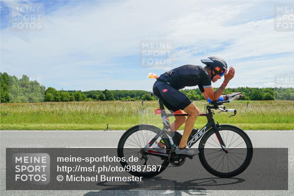 21.06.2026 - Viking Triathlon Michael Burmester http://msf.ph/oto/9887587 21.06.2026 12:00:39 Radfahren 42, 200, 285, 332, 404, 554, 568, 604, 617, 623, 639 meine-sportfotos.de