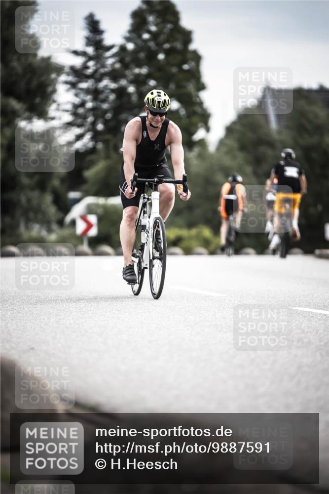 21.06.2026 - 29. Vierlanden-Triathlon H.Heesch http://msf.ph/oto/9887591 21.06.2026 10:44:32 Radfahren 173, 227, 399, 434 meine-sportfotos.de