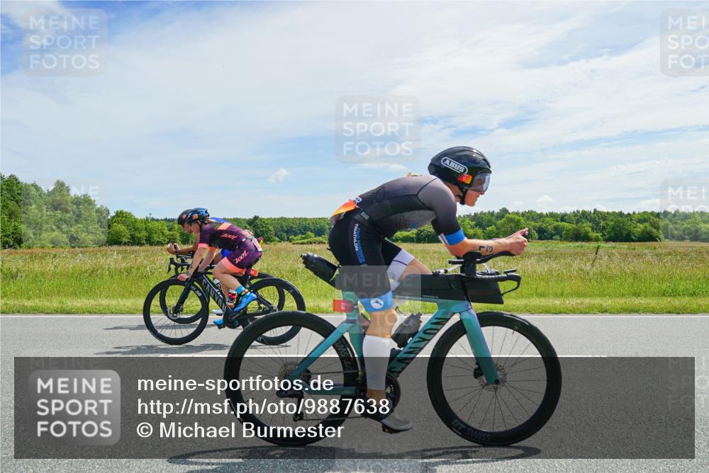 21.06.2026 - Viking Triathlon Michael Burmester http://msf.ph/oto/9887638 21.06.2026 12:01:38 Radfahren 13, 171, 196, 206, 540, 648 meine-sportfotos.de