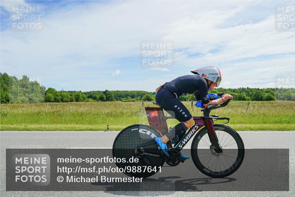 21.06.2026 - Viking Triathlon Michael Burmester http://msf.ph/oto/9887641 21.06.2026 12:01:41 Radfahren 13, 171, 196, 206, 322, 540, 648 meine-sportfotos.de