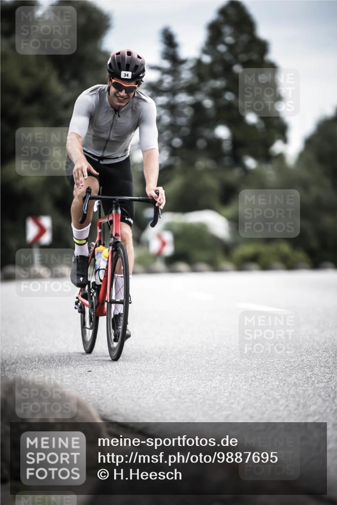 21.06.2026 - 29. Vierlanden-Triathlon H.Heesch http://msf.ph/oto/9887695 21.06.2026 10:44:50 Radfahren 34, 59, 191, 419, 452, 474 meine-sportfotos.de