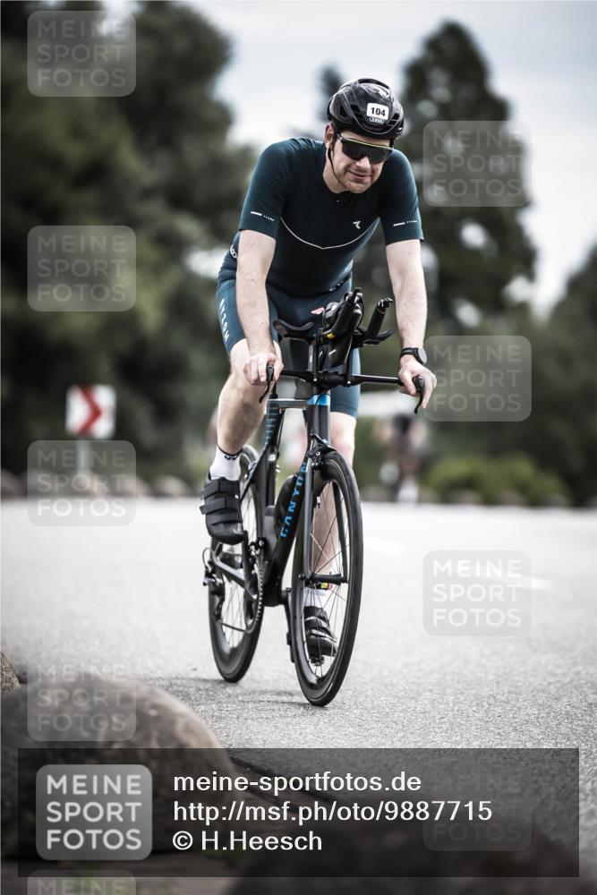 21.06.2026 - 29. Vierlanden-Triathlon H.Heesch http://msf.ph/oto/9887715 21.06.2026 10:45:06 Radfahren 88, 104, 257 meine-sportfotos.de