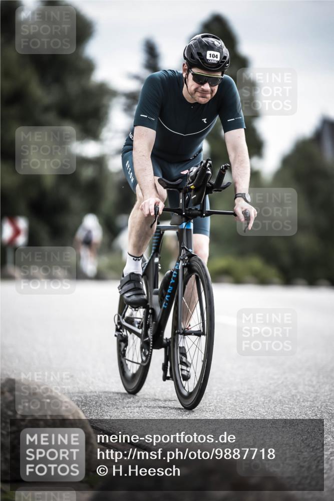 21.06.2026 - 29. Vierlanden-Triathlon H.Heesch http://msf.ph/oto/9887718 21.06.2026 10:45:06 Radfahren 88, 104, 257 meine-sportfotos.de