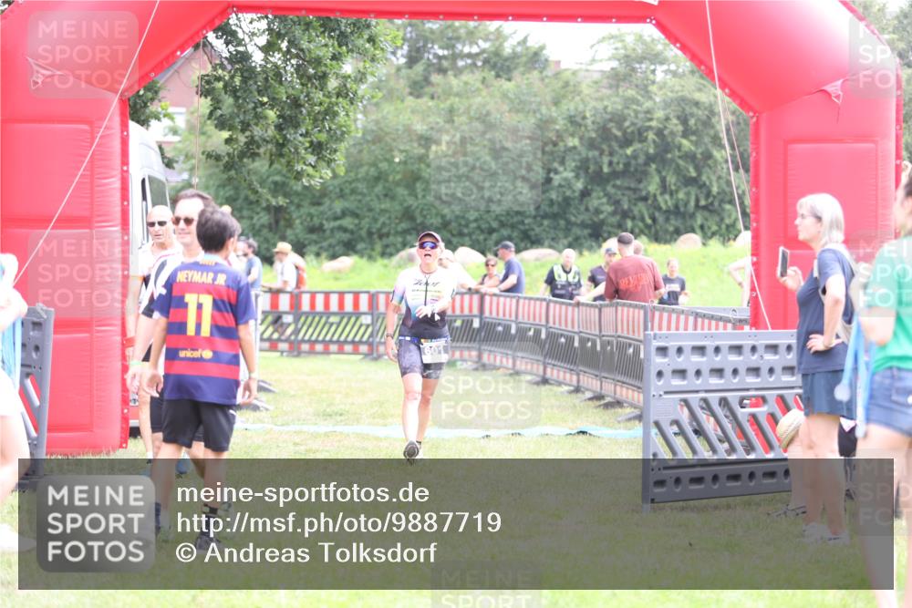 21.06.2026 - 29. Vierlanden-Triathlon Andreas Tolksdorf http://msf.ph/oto/9887719 21.06.2026 11:36:34 Ziel 461, 463, 601, 461, 463, 601 meine-sportfotos.de