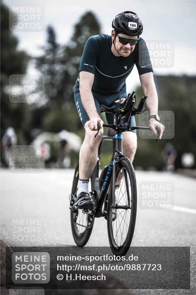 21.06.2026 - 29. Vierlanden-Triathlon H.Heesch http://msf.ph/oto/9887723 21.06.2026 10:45:06 Radfahren 88, 104, 257 meine-sportfotos.de