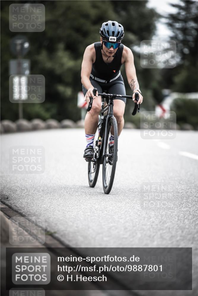 21.06.2026 - 29. Vierlanden-Triathlon H.Heesch http://msf.ph/oto/9887801 21.06.2026 12:11:35 Radfahren 230, 846, 859, 870, 881 meine-sportfotos.de