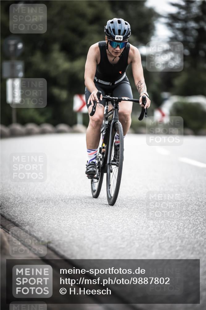 21.06.2026 - 29. Vierlanden-Triathlon H.Heesch http://msf.ph/oto/9887802 21.06.2026 12:11:35 Radfahren 230, 846, 859, 870, 881 meine-sportfotos.de