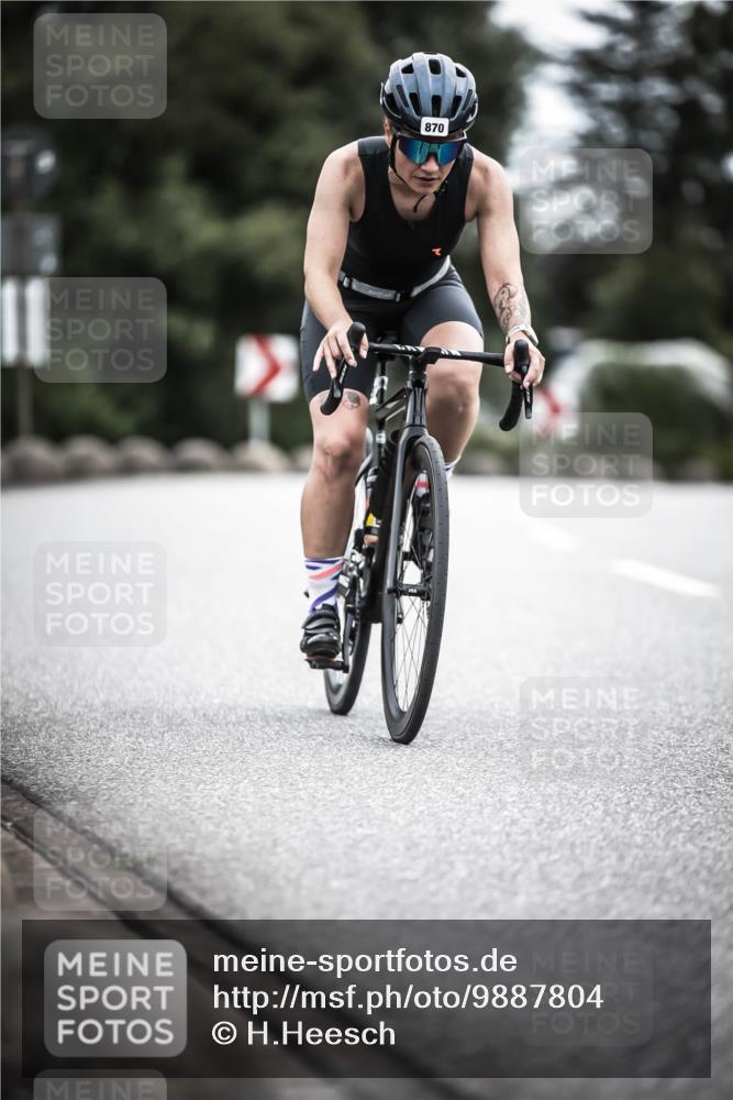 21.06.2026 - 29. Vierlanden-Triathlon H.Heesch http://msf.ph/oto/9887804 21.06.2026 12:11:35 Radfahren 230, 846, 859, 870, 881 meine-sportfotos.de