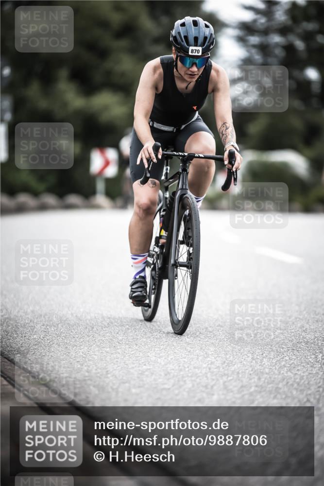 21.06.2026 - 29. Vierlanden-Triathlon H.Heesch http://msf.ph/oto/9887806 21.06.2026 12:11:36 Radfahren 230, 846, 870, 881, 885 meine-sportfotos.de