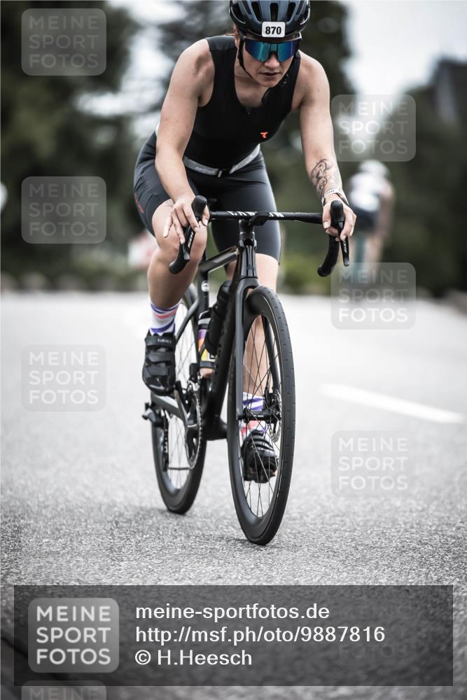 21.06.2026 - 29. Vierlanden-Triathlon H.Heesch http://msf.ph/oto/9887816 21.06.2026 12:11:36 Radfahren 230, 846, 870, 881, 885 meine-sportfotos.de