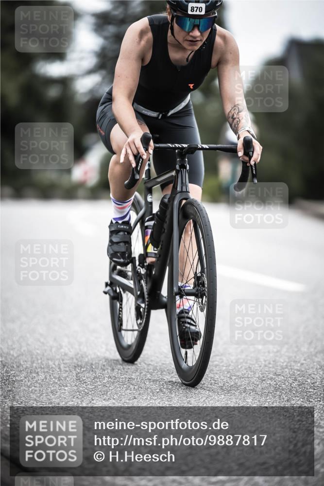 21.06.2026 - 29. Vierlanden-Triathlon H.Heesch http://msf.ph/oto/9887817 21.06.2026 12:11:36 Radfahren 230, 846, 870, 881, 885 meine-sportfotos.de
