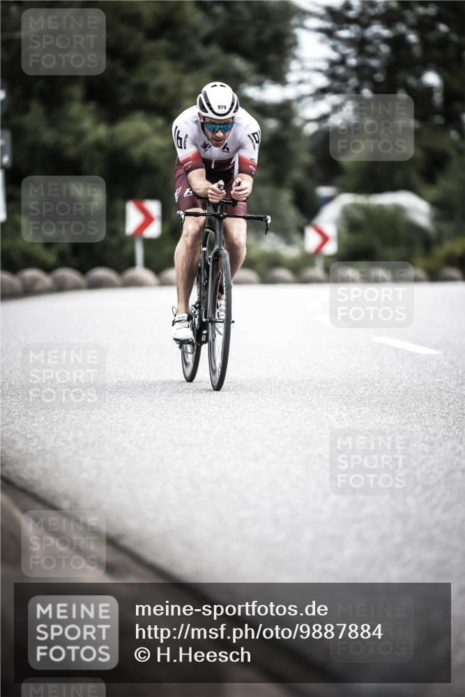 21.06.2026 - 29. Vierlanden-Triathlon H.Heesch http://msf.ph/oto/9887884 21.06.2026 12:11:50 Radfahren 850, 979 meine-sportfotos.de