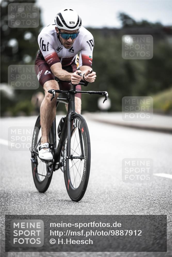 21.06.2026 - 29. Vierlanden-Triathlon H.Heesch http://msf.ph/oto/9887912 21.06.2026 12:11:51 Radfahren 657, 850, 878, 979 meine-sportfotos.de