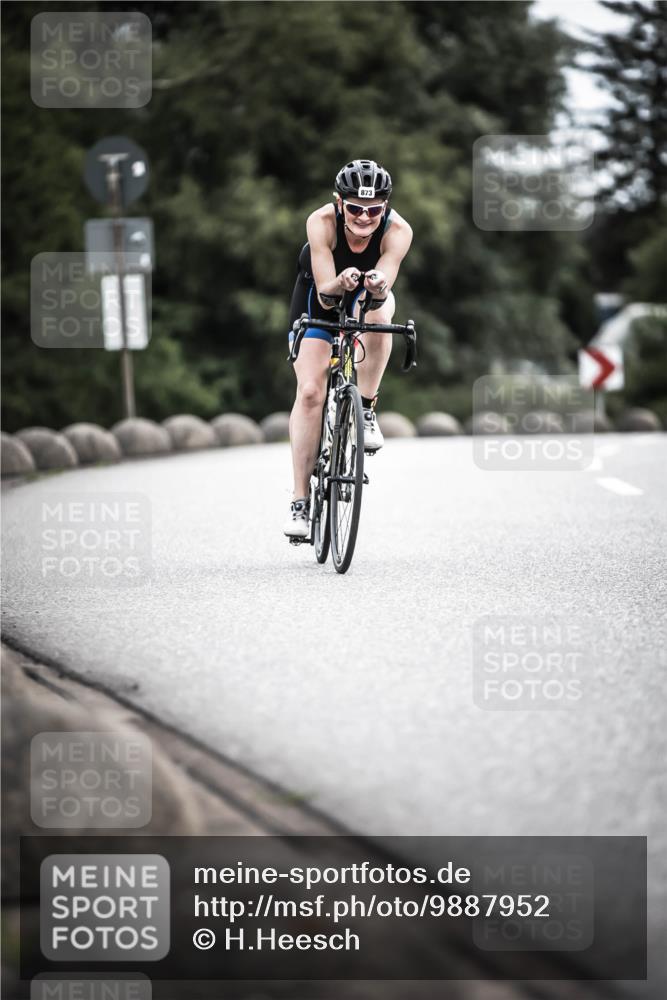21.06.2026 - 29. Vierlanden-Triathlon H.Heesch http://msf.ph/oto/9887952 21.06.2026 12:12:09 Radfahren 294, 701, 864, 873, 1358 meine-sportfotos.de