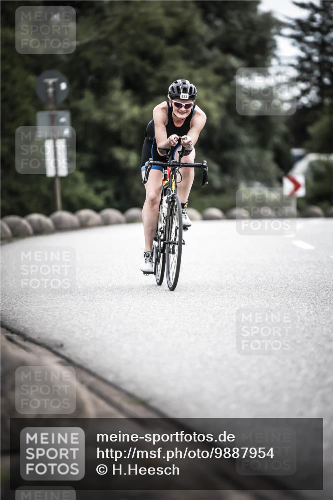 21.06.2026 - 29. Vierlanden-Triathlon H.Heesch http://msf.ph/oto/9887954 21.06.2026 12:12:09 Radfahren 294, 701, 864, 873, 1358 meine-sportfotos.de