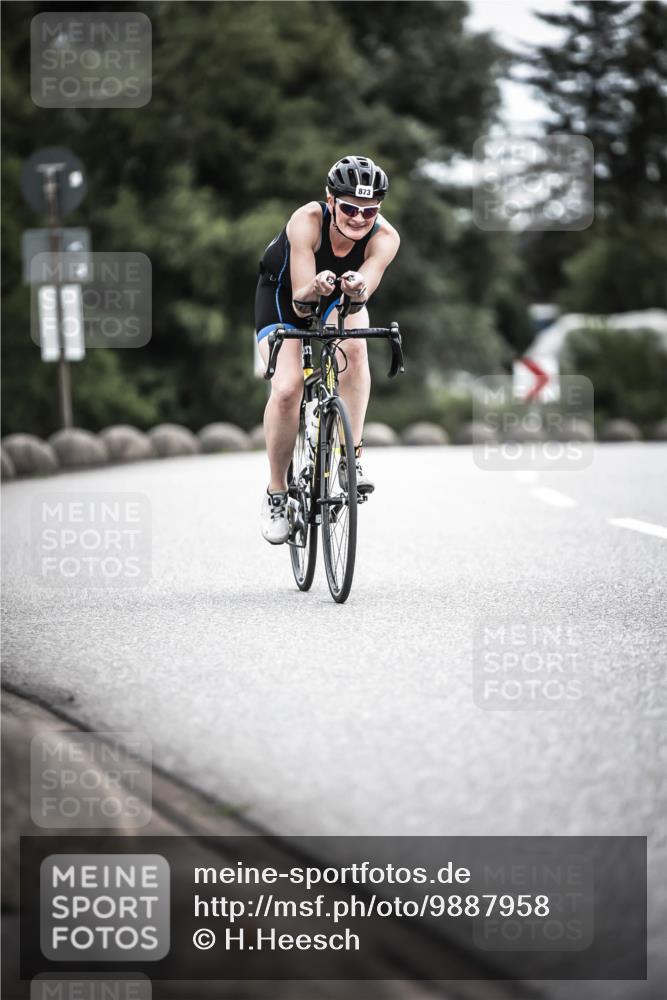 21.06.2026 - 29. Vierlanden-Triathlon H.Heesch http://msf.ph/oto/9887958 21.06.2026 12:12:09 Radfahren 294, 701, 864, 873, 1358 meine-sportfotos.de