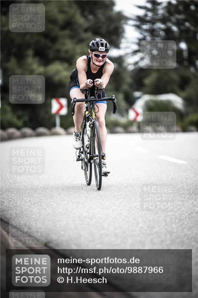 21.06.2026 - 29. Vierlanden-Triathlon H.Heesch http://msf.ph/oto/9887966 21.06.2026 12:12:09 Radfahren 294, 701, 864, 873, 1358 meine-sportfotos.de