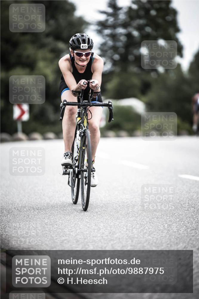 21.06.2026 - 29. Vierlanden-Triathlon H.Heesch http://msf.ph/oto/9887975 21.06.2026 12:12:10 Radfahren 294, 701, 864, 873, 1358 meine-sportfotos.de