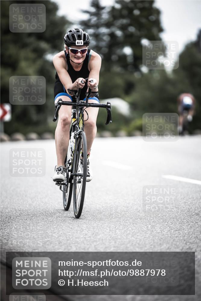 21.06.2026 - 29. Vierlanden-Triathlon H.Heesch http://msf.ph/oto/9887978 21.06.2026 12:12:10 Radfahren 294, 701, 864, 873, 1358 meine-sportfotos.de